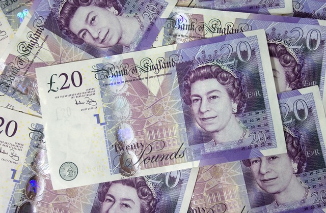 Price of renting in London soaring, survey finds